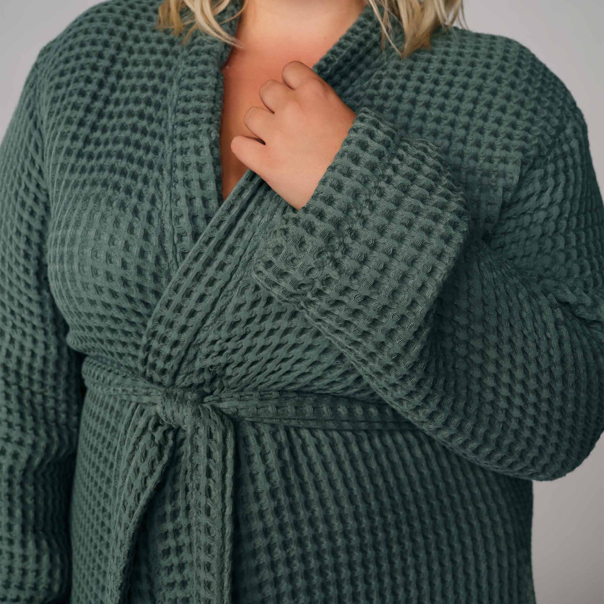Dreamweave Waffle Robe D0