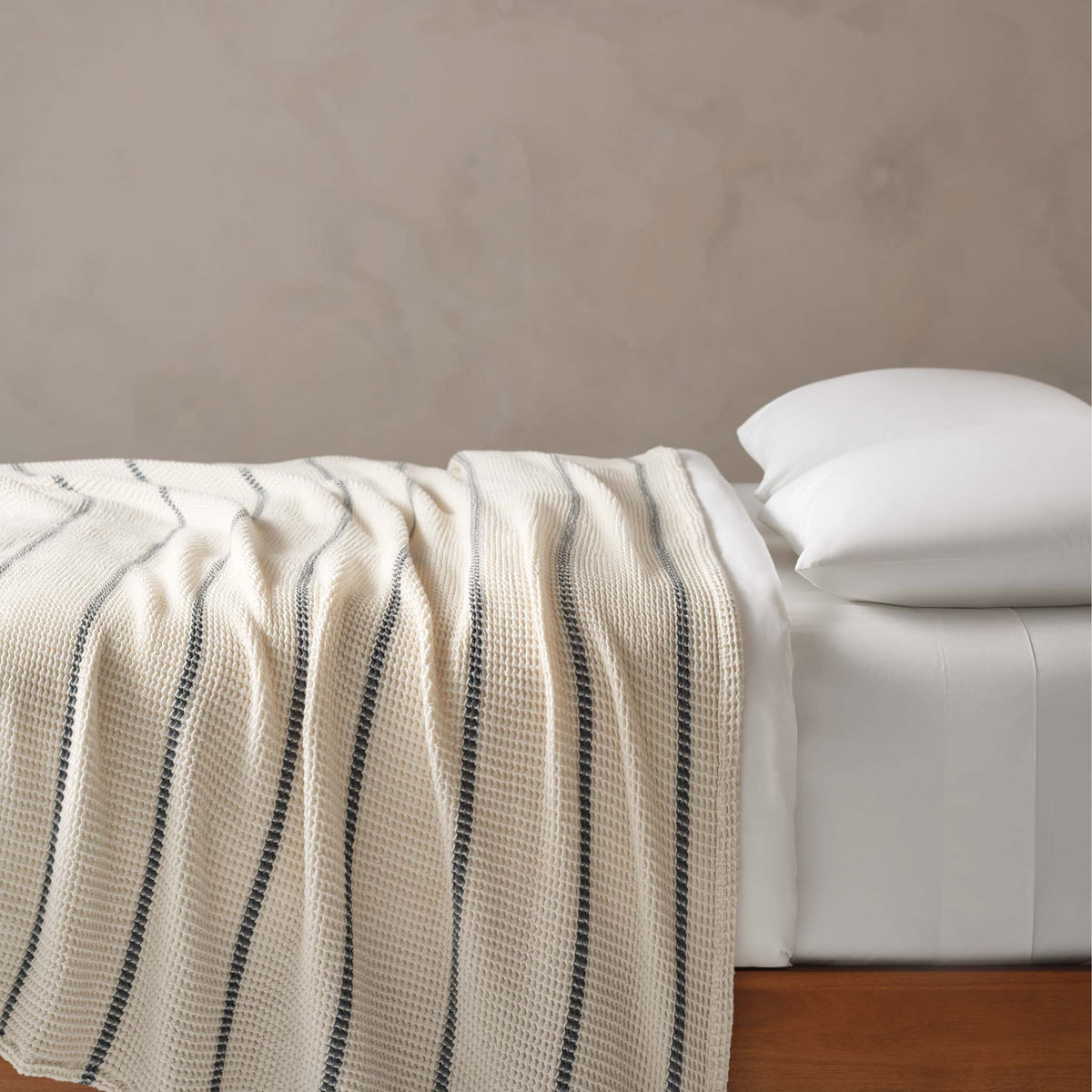 Dreamweave Waffle Bed Blanket S3