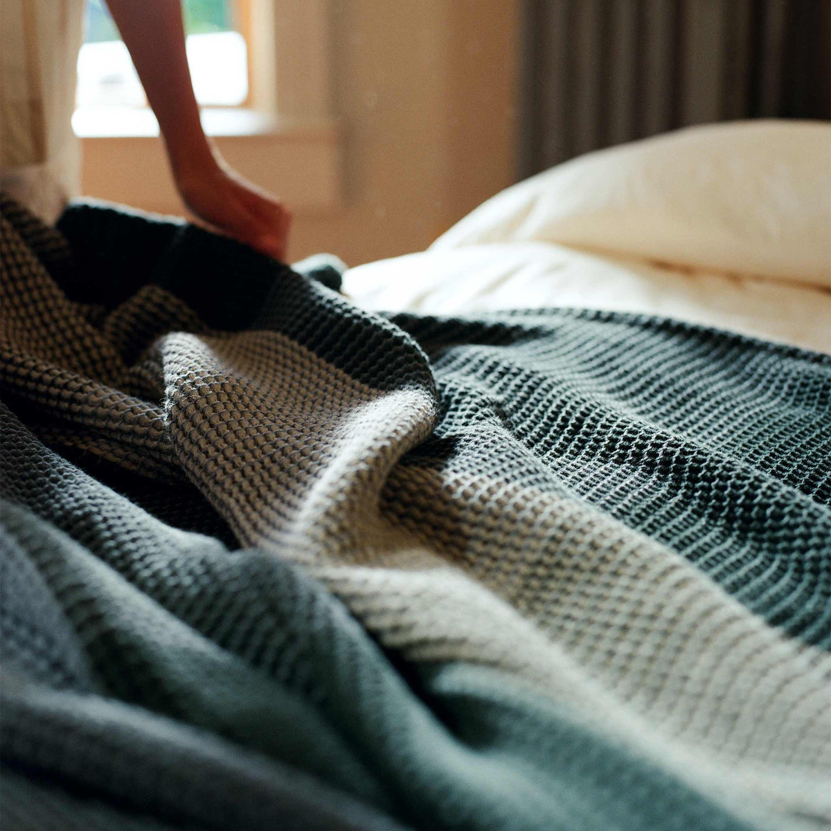 Dreamweave Waffle Bed Blanket S3
