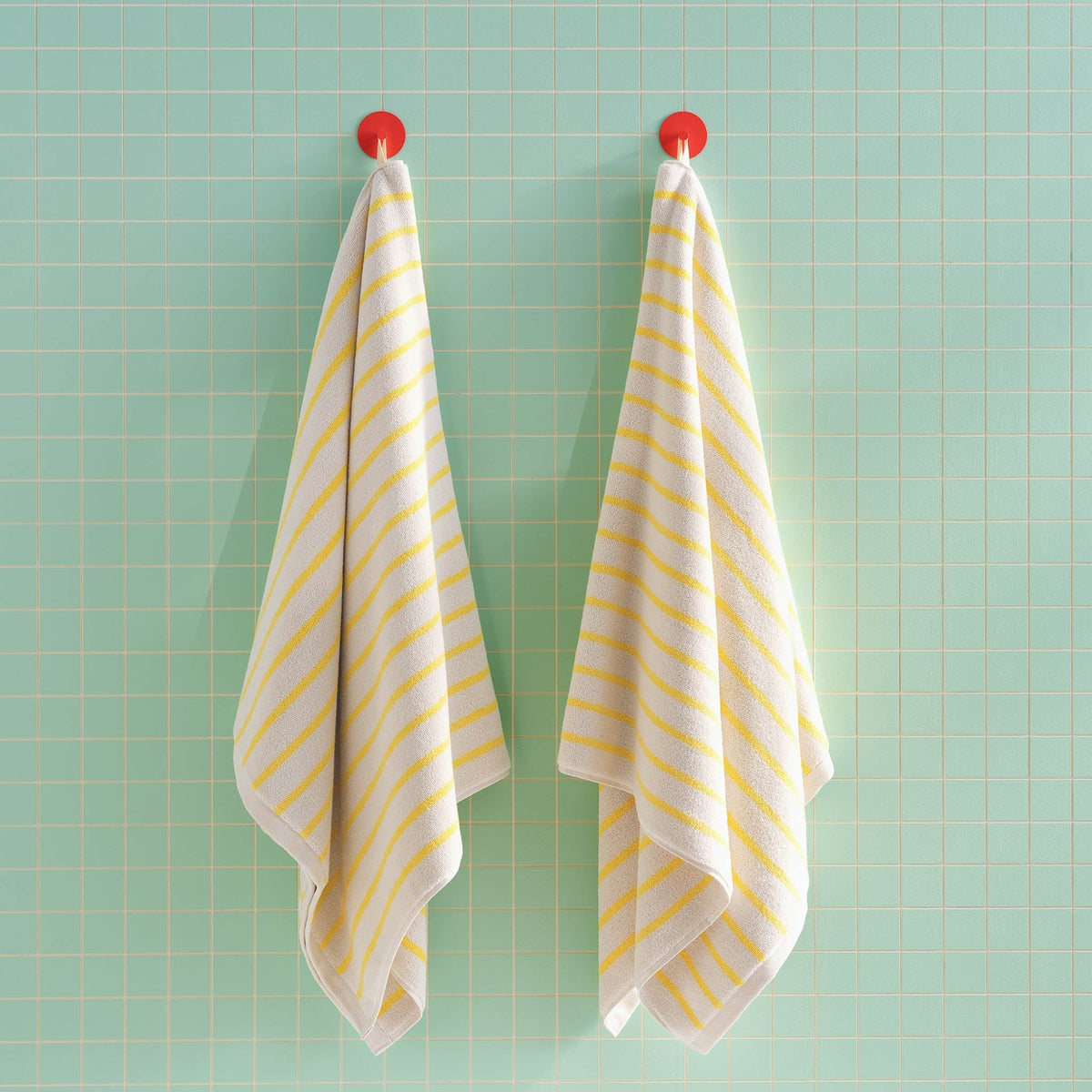 Super-Plush Set of 4 Bath Towel Bundle R3