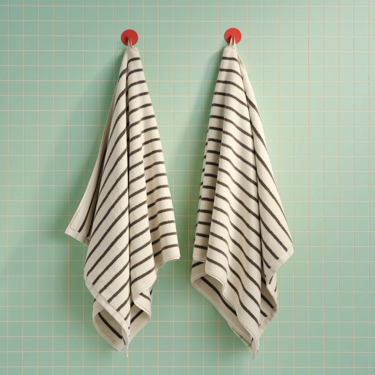 Super-Plush Set of 4 Bath Towel Bundle R3